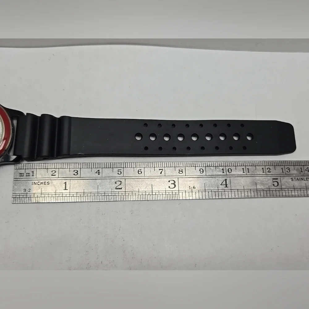 Mens Quest Army Military Style Date Watch 3ATM Quartz LDW-50 New Battery